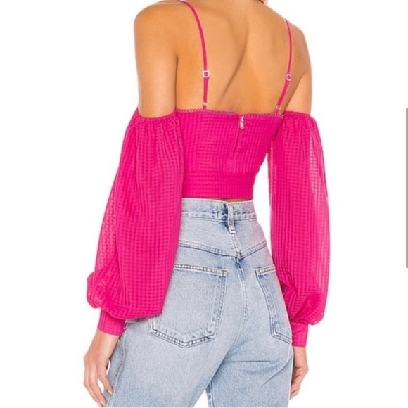 REVOLVE NBD Pink Off Shoulder Crop Top Size M Party Night Out Date Baddie Trendy - Picture 2 of 9